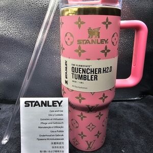 Stanley Pink Quencher H2.0 Tumbler
